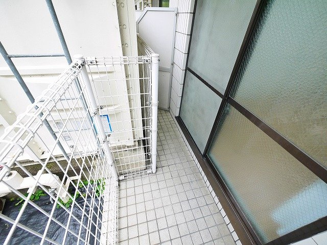 シャンテムーランのバルコニー|お洗濯にも便利なバルコニー付き