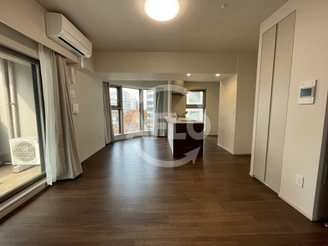 ソルティア東梅田　西天満小学校区の居間・リビング|ソルティア東梅田　リビング