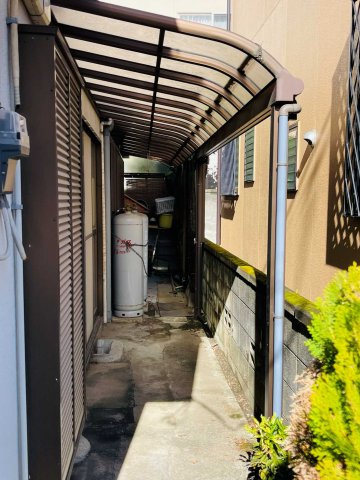 あきる野市野辺　中古戸建のその他|屋根付駐輪スペースもあります♪