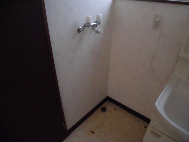 ハイツグレイスＣ棟の設備|室内洗濯機置場