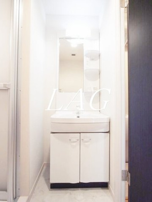 【洗面所】 | リブリ・アイリス・エンサータ | 洗面台です。