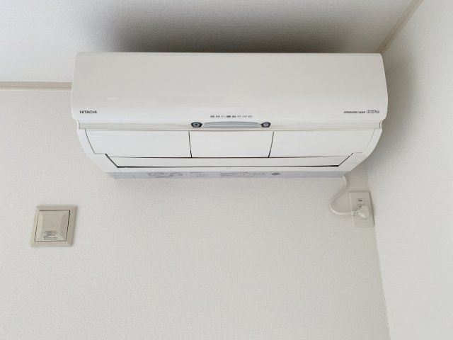 朝霞市三原3丁目の設備|リビングエアコン設置