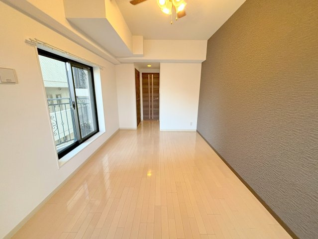 Luxe淡路の居間・リビング