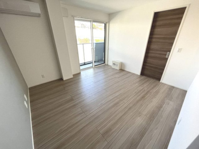 【バルコニー】 | ドエル若木 | お洗濯も干せるバルコニー付き