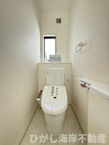 茅ヶ崎市松林2丁目　新築戸建　全10棟のトイレ|洗浄機能付きお手洗い