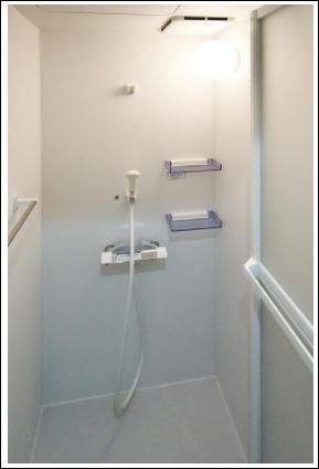 中野区江古田２丁目のアパートのシャワールーム