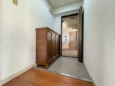 【玄関】 | シーアイハイツ千里桃山台D棟