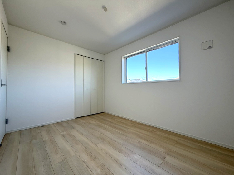 塩尻市大門八番町の洋室