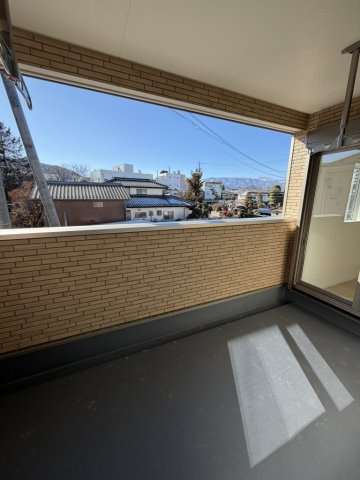 塩尻市大門八番町のバルコニー