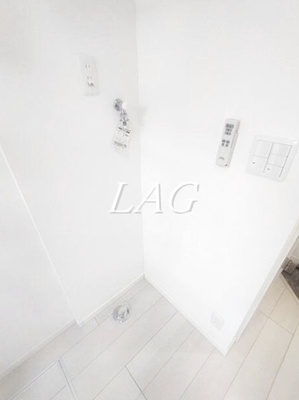 【設備】 | リヴィエール明大前 | 室内洗濯機置き場です。