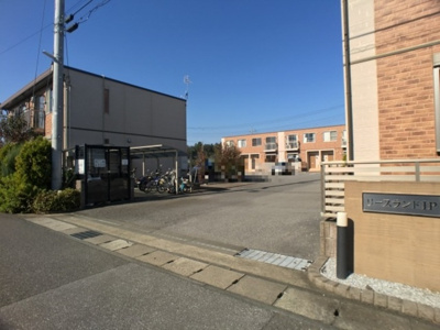 【駐車場】 | リースランドＩＰ Ａ | 物件出入口