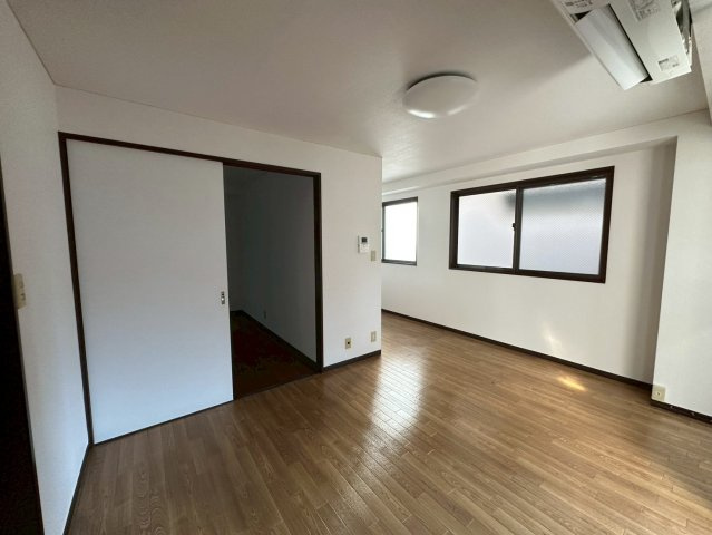 STダジュールの居間・リビング