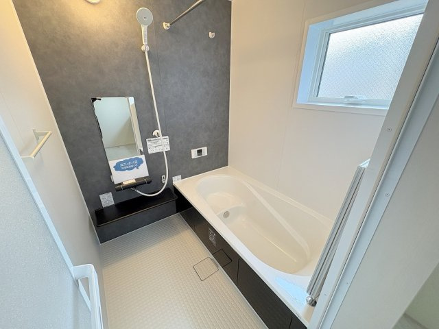 三郷市鷹野4丁目　新築戸建　全6棟　4号棟の浴室|同施工会社の参考写真になります。