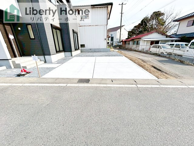 日立市東町3期　新築戸建　2号棟の駐車場