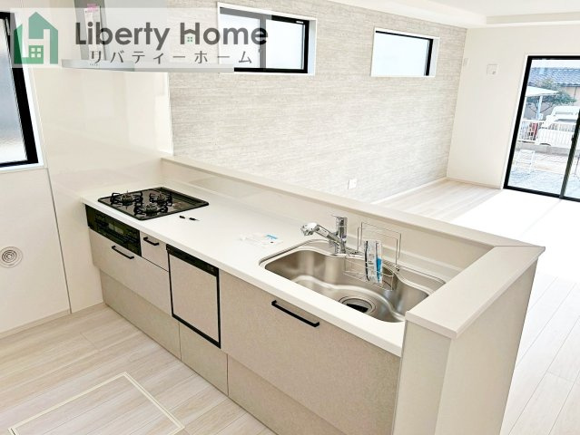 日立市東町3期　新築戸建　2号棟のキッチン