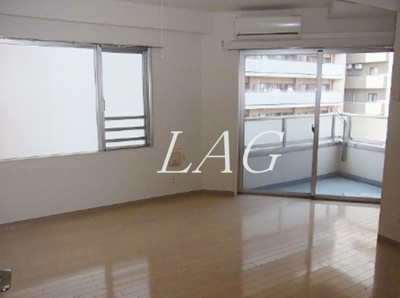 【居間・リビング】 | ラ・コンフォルテ府中 | 洋室のお部屋です。