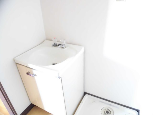 広沢コーポ２の洗面所