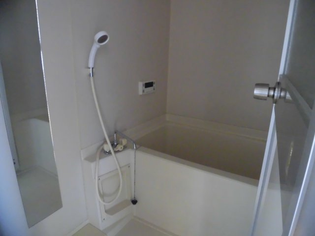 広沢コーポ２の浴室