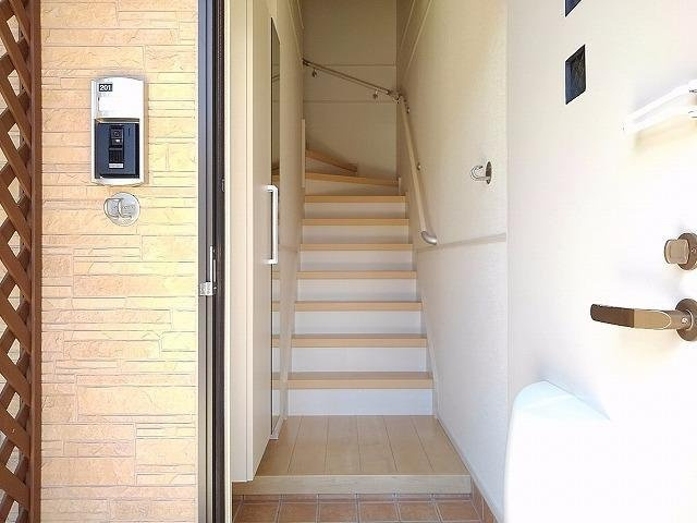 レーヴ・フォルムの玄関