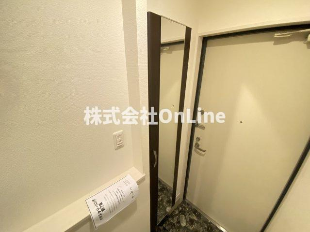 エスコート鶴橋の玄関