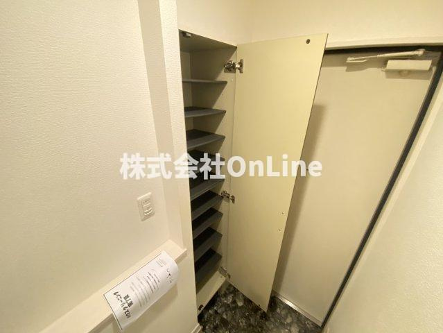 エスコート鶴橋の収納