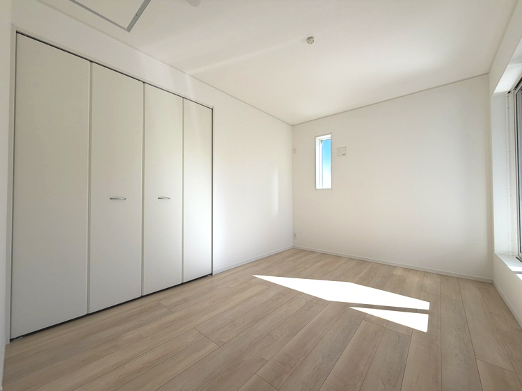 塩尻市大門八番町の洋室