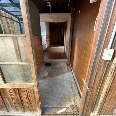 【玄関】 | 長浜市曽根町戸建貸家