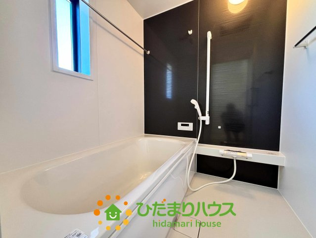 加須市水深第3　新築一戸建て　06　クレイドルガーデンの浴室|壁はマグネットでつきます！