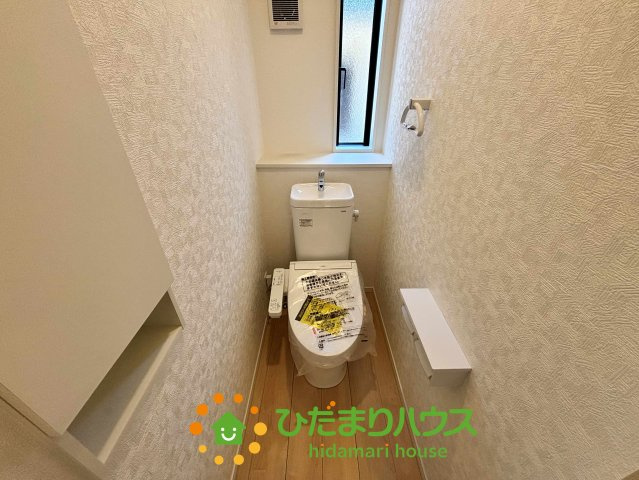 加須市水深第3　新築一戸建て　06　クレイドルガーデンのトイレ|温水便座等機能！！