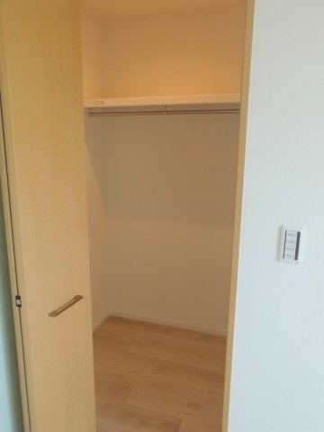 SApt玉津町の収納