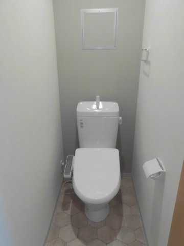 SApt玉津町のトイレ