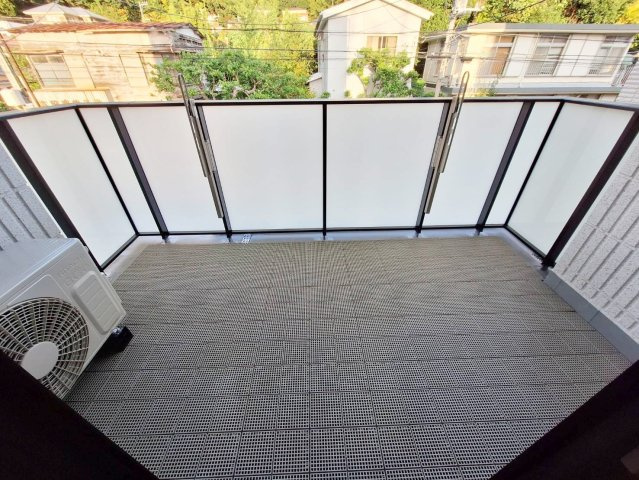 ＦＯＮＴＡＩＮＥ　ＢＬＥＡＵのバルコニー