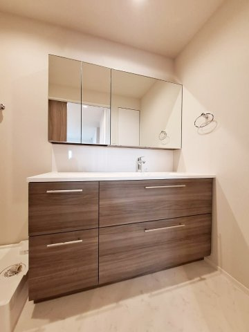 ＦＯＮＴＡＩＮＥ　ＢＬＥＡＵの洗面所