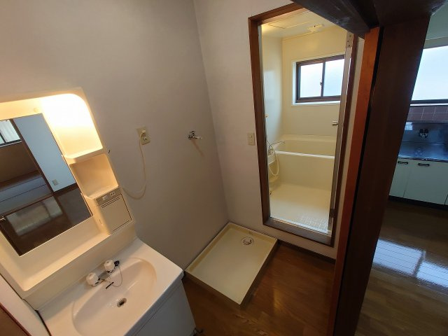 コーポゆきの洗面所|※同物件同室タイプの写真でございます※現況を優先します※