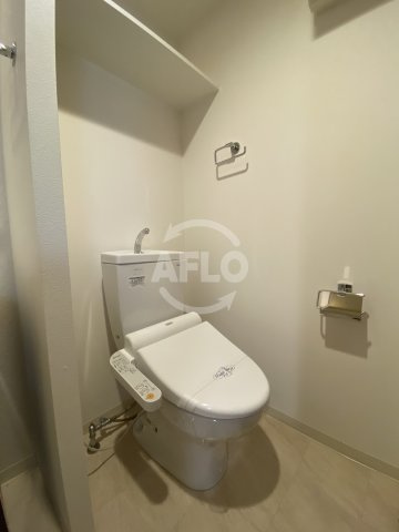 レジュールアッシュ南堀江のトイレ|レジールアッシュ南堀江　温水暖房洗浄便座　アメセパタイプ