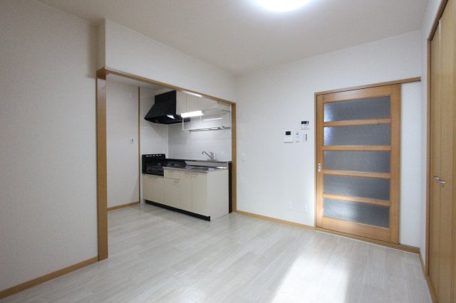 サンシャインⅡの居間・リビング