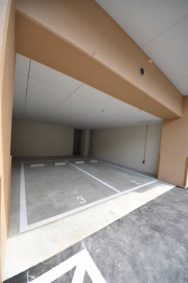 【駐車場】 | セレニテ三宮プリエ