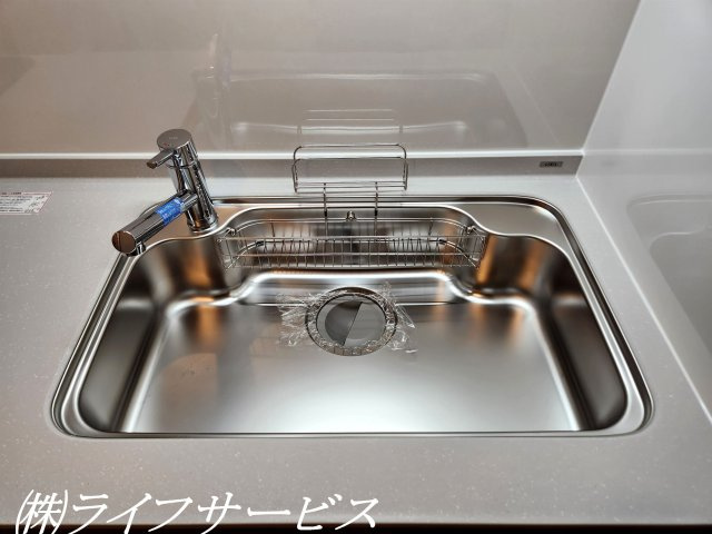 【キッチン】 | レックスタウン新高２号館 | キッチンシンク／浄水器付水栓搭載