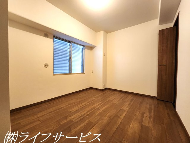 【洋室】 | レックスタウン新高２号館 | 洋室５.０帖／クローゼットあり！