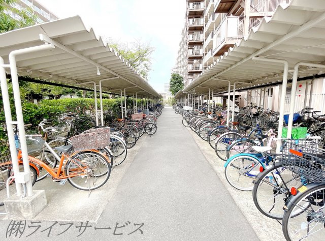 【駐輪場】 | レックスタウン新高２号館 | 駐輪場