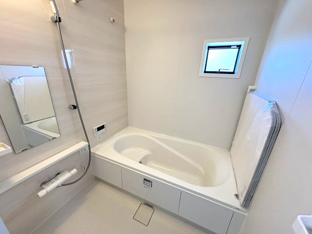 【浴室】 | 糸島市潤3丁目3期　3号棟（全5棟）【仲介手数料無料・0円】 | 現地写真。浴室です。