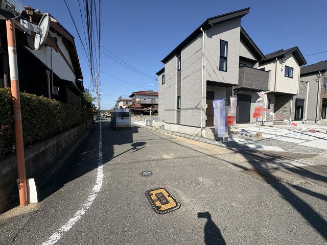 【その他】 | 糸島市潤3丁目3期　3号棟（全5棟）【仲介手数料無料・0円】 | 現地写真。前面道路です。