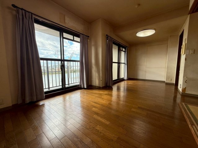 シャルマンフジ住之江公園・アミューゼの居間・リビング