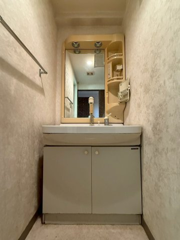 シャルマンフジ住之江公園・アミューゼの独立洗面台