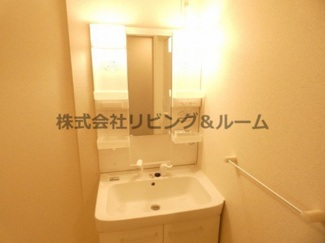【洗面所】 | シャインズ　ウィンドⅢ