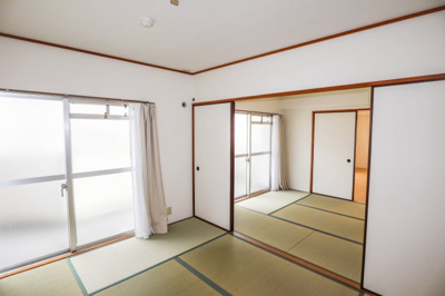【和室】 | ストークマンション長堀 | 和室はつなげて広々とご使用いただけます♪