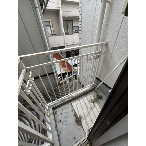 ヴィラ勧修寺のバルコニー