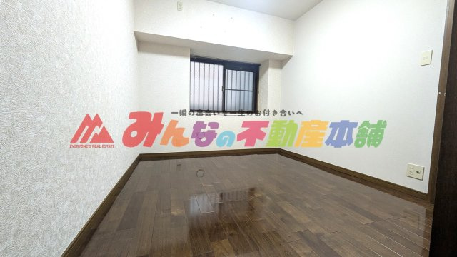 ネオハイツ国分の洋室