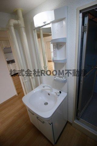 アイン都城の独立洗面台|使いやすい独立洗面台です