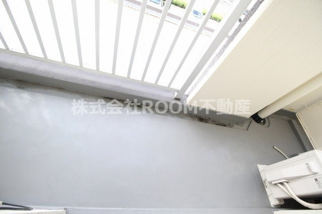 アイン都城のバルコニー|暖かな日差しのふりそそぐバルコニー